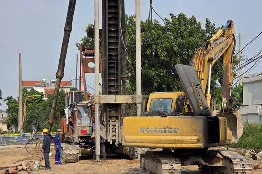 Đường nối cầu Tứ Liên: Tập trung tháo gỡ những khâu cuối
