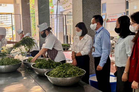 Siết chặt từ cơ sở sản xuất đến tiêu thụ