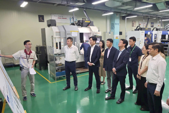 Samsung Việt Nam hỗ trợ 16 doanh nghiệp phía Bắc sản xuất thông minh