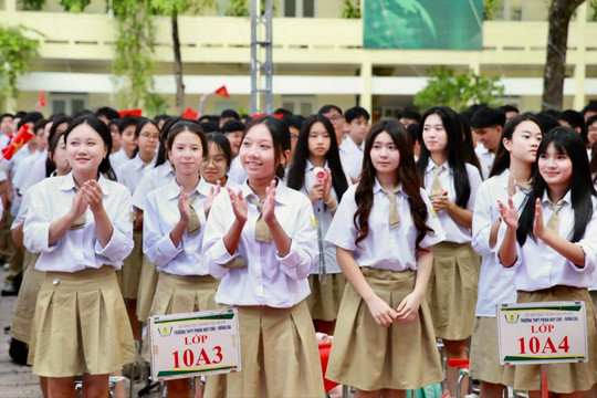 Đề xuất giảm môn thi lớp 10: Phụ huynh, học sinh Hà Nội đón nhận ra sao?