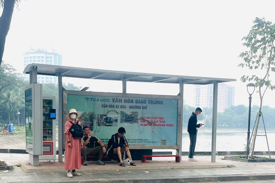 Vỉa hè, ghế nghỉ: Những chi tiết nhỏ định hình đô thị thân thiện ở Hà Nội