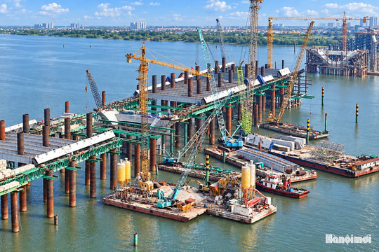 Cận cảnh cầu Trần Hưng Đạo sau hơn 1 năm “nối nhịp”