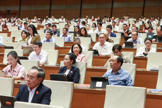 Tháo gỡ điểm nghẽn, khơi thông nguồn lực phát triển