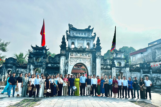Tam Hưng kết nối di sản, làng nghề để phát triển du lịch