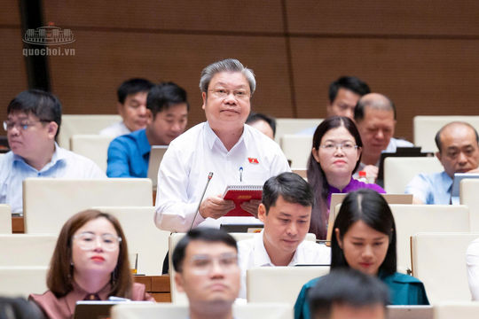 Thực hiện Luật dân chủ ở cơ sở: Quyền được góp ý phải đi liền với quyền được biết kết quả giải quyết