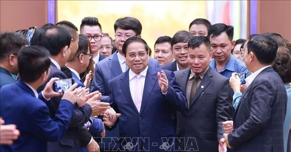Hà Nội 'Đóng Cửa' Chống Buôn Lậu, Doanh Nghiệp Được Hỗ Trợ Khẩn Trọng: Những Tin Tức Đáng Chú Ý!