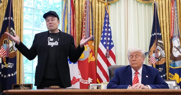 Tổng thống Mỹ Donald Trump gợi ý điều tra các công ty của tỷ phú Elon Musk