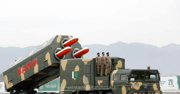 Pakistan tăng cường sức mạnh tên lửa