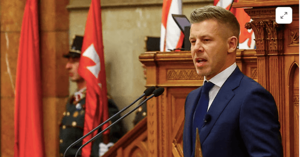 Tân Thủ tướng Hungary cam kết chống tham nhũng và khôi phục quan hệ với EU