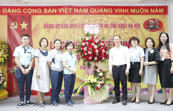 Thành lập Chi bộ Công ty TNHH Canon Việt Nam