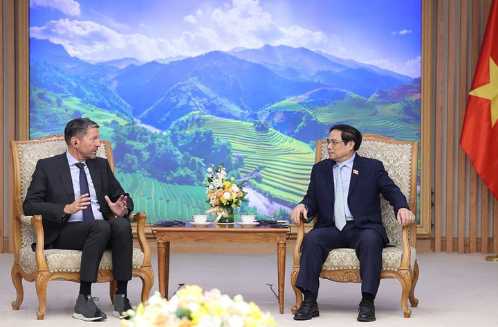 Thủ tướng Phạm Minh Chính tiếp Tổng Giám đốc Tập đoàn Adidas