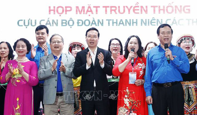 Chủ tịch nước Võ Văn Thưởng dự gặp mặt truyền thống cựu cán bộ Đoàn Thanh niên cộng sản Hồ Chí Minh các thời kỳ