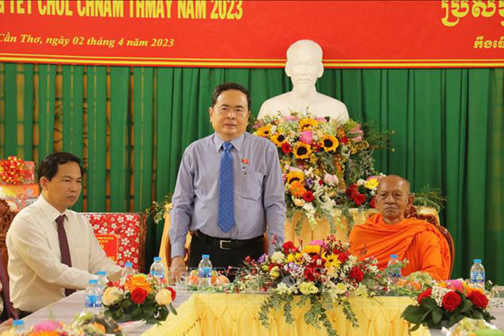 Phó Chủ tịch Thường trực Quốc hội thăm, chúc Tết Chôl Chnăm Thmây tại thành phố Cần Thơ