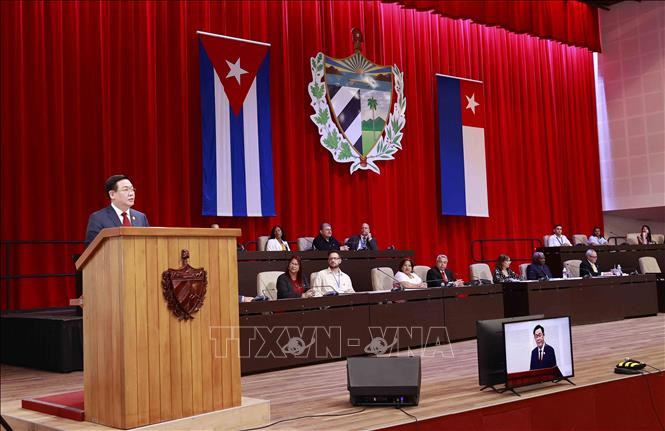 Chủ tịch Quốc hội Vương Đình Huệ dự và phát biểu tại Phiên họp đặc biệt của Quốc hội Cuba khóa X