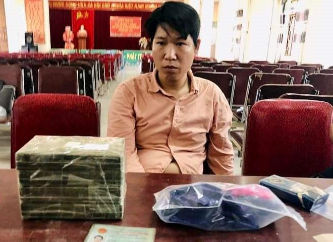 Quảng Nam: Khởi tố đối tượng mua bán 4 bánh heroin và 2.000 viên ma túy tổng hợp