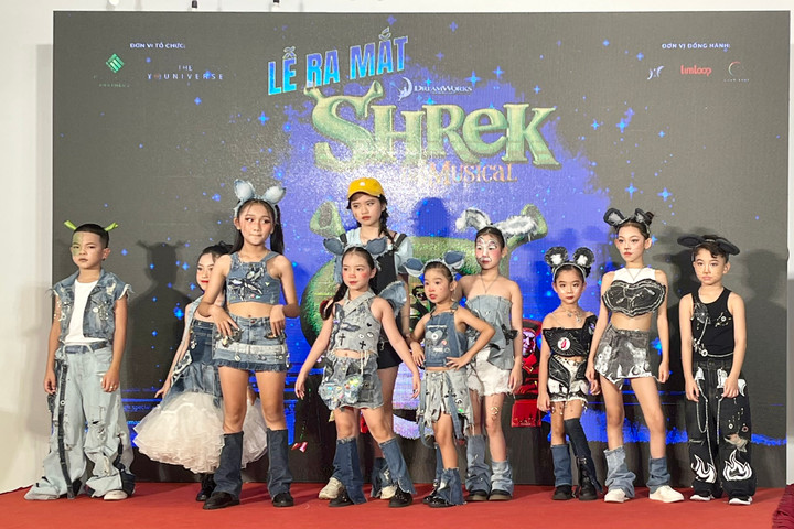 Ra mắt vở nhạc kịch “Shrek the Musical”