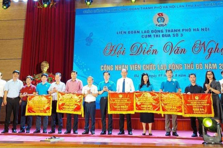 Liên đoàn Lao động huyện Sóc Sơn đạt giải Nhất hội diễn văn nghệ Cụm thi đua số 3