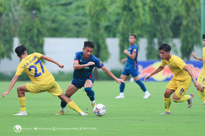Đội tuyển U23 Việt Nam hòa U21 Hà Nội 2-2 trong trận giao hữu