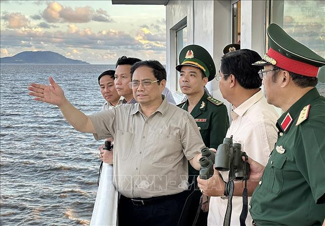 Thủ tướng Phạm Minh Chính: Cấp bách bảo vệ tính mạng, tài sản của người dân vùng sạt lở ở Đồng bằng sông Cửu Long