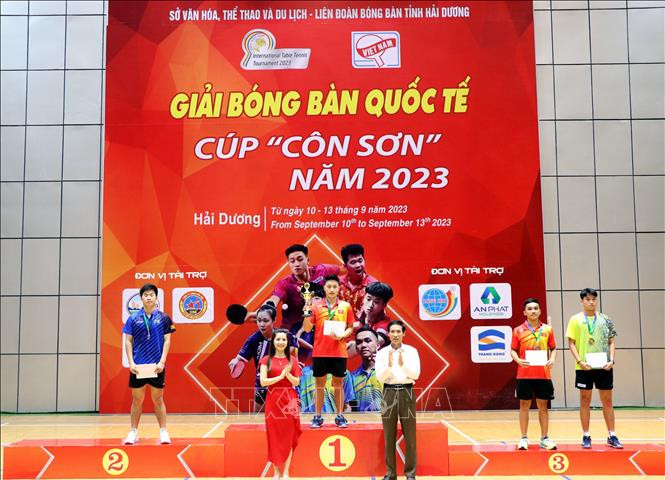 Nguyễn Anh Tú vô địch đơn nam Giải Bóng bàn quốc tế cúp Côn Sơn 2023