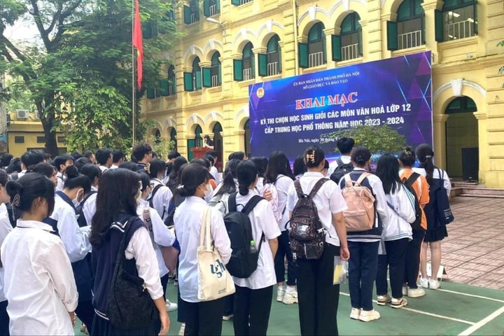 Điểm chuẩn tham dự kỳ thi chọn học sinh vào các đội tuyển Hà Nội