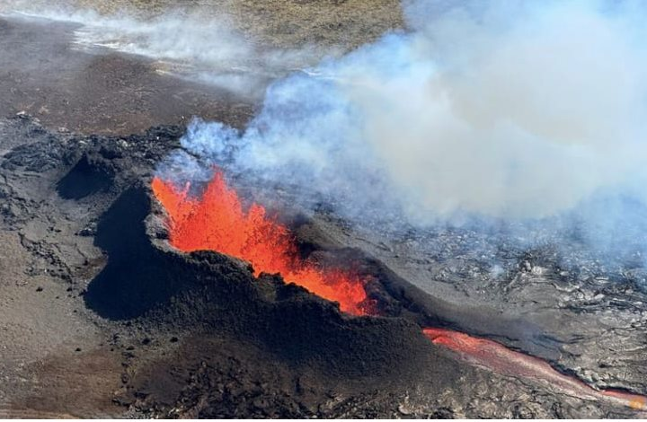 Iceland hứng chịu hàng nghìn trận động đất nhỏ cảnh báo núi lửa
