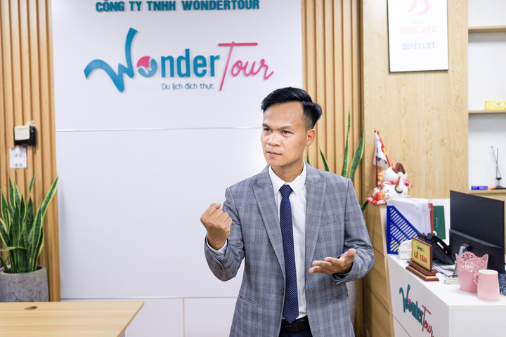 CEO Wondertour Lê Công Năng góp ý phát triển du lịch đêm