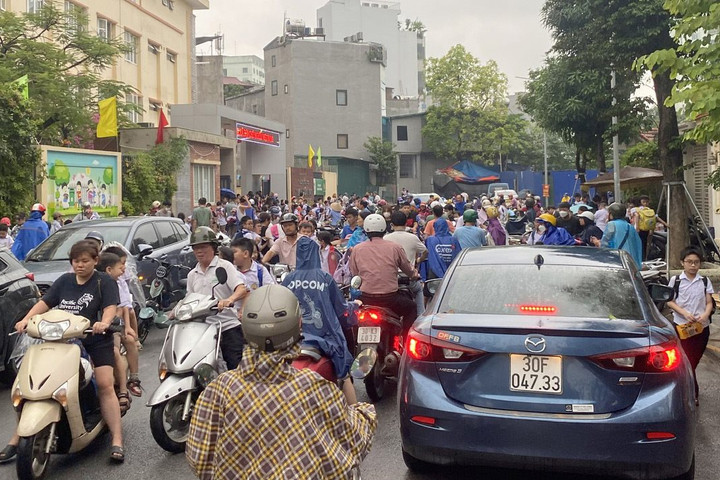 Sớm thông thoáng cho ngõ 168 đường Nguyễn Xiển