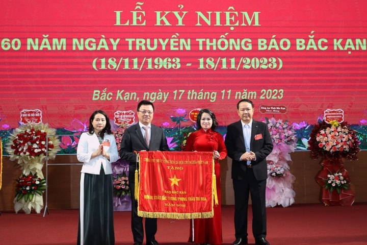 Báo Bắc Kạn long trọng kỷ niệm 60 năm Ngày truyền thống