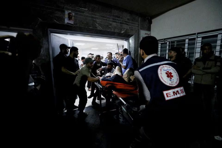 Israel đột kích bệnh viện ở Bờ Tây