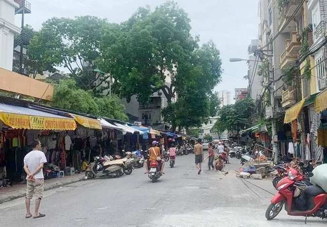 Cần cải tạo, sửa chữa tuyến phố Phan Đình Phùng (quận Hà Đông)