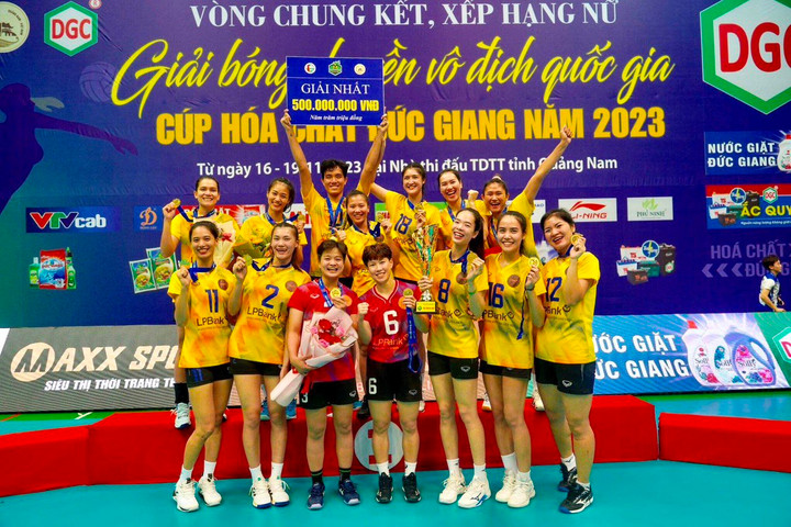 Câu lạc bộ Bóng chuyền nữ Ninh Bình LPBank vô địch giải quốc gia 2023