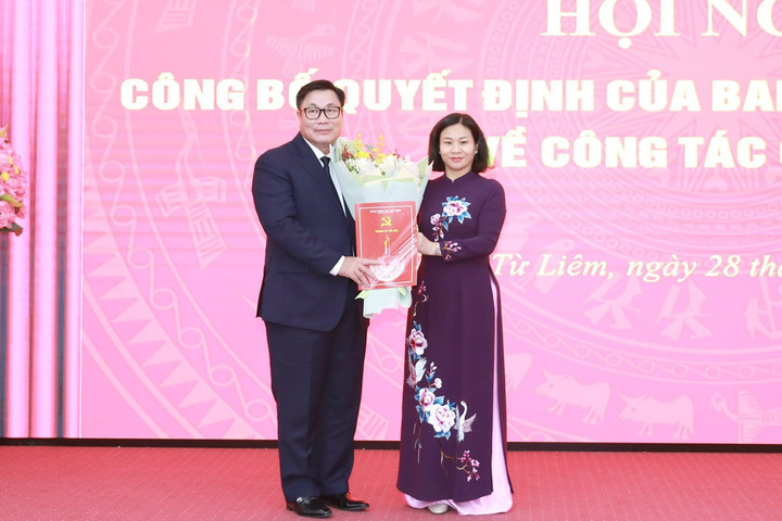 Điều động, phân công đồng chí Nguyễn Quang Hiếu làm Bí thư Quận ủy Nam Từ Liêm