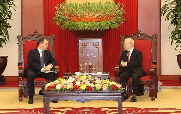 Tổng Bí thư Nguyễn Phú Trọng tiếp Thủ tướng Belarus Roman Golovchenko