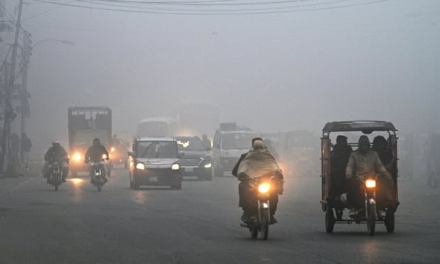 Pakistan sử dụng mưa nhân tạo nhằm giảm mức độ ô nhiễm không khí