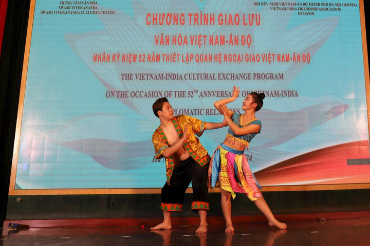 Sôi nổi chương trình giao lưu văn hóa Việt Nam - Ấn Độ