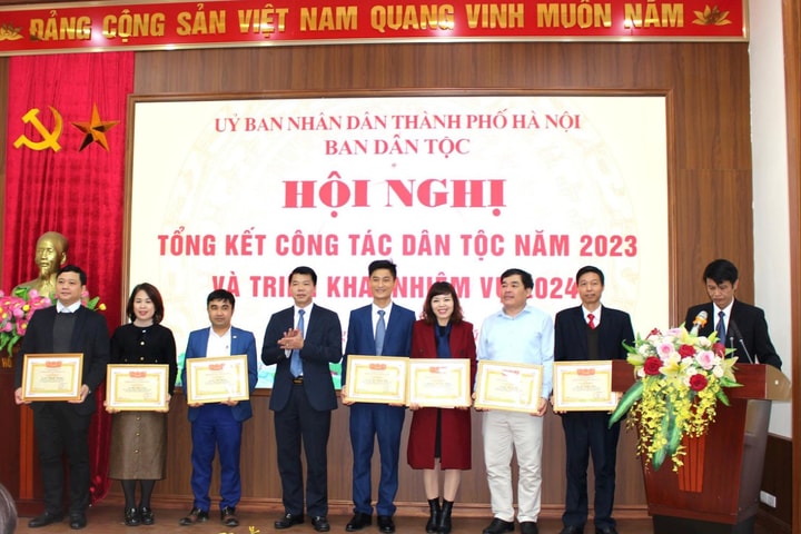 13/13 xã vùng dân tộc thiểu số và miền núi của Hà Nội đạt chuẩn nông thôn mới