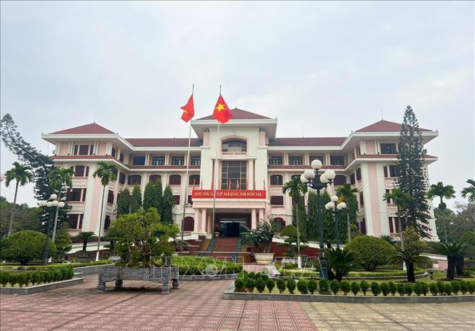 Bắc Ninh cho thôi chức vụ đối với cán bộ đánh golf trong giờ hành chính