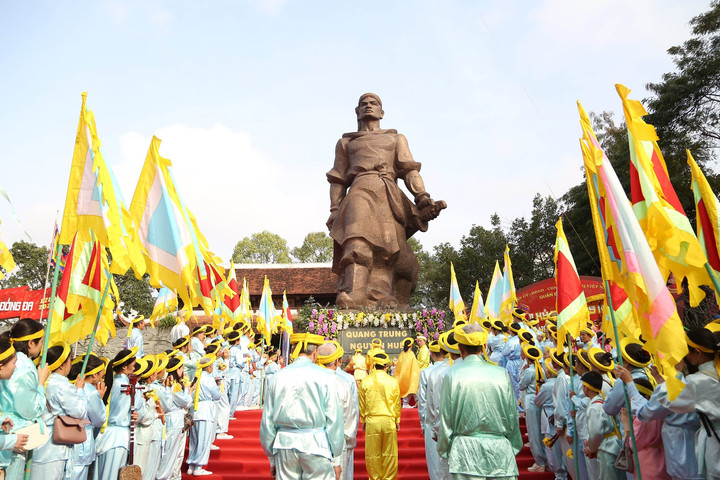 Ấn tượng lễ rước và màn sử thi tại lễ hội kỷ niệm 235 năm Chiến thắng Ngọc Hồi - Đống Đa