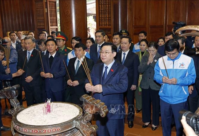 Chủ tịch Quốc hội Vương Đình Huệ dâng hương tại Khu di tích quốc gia đặc biệt Kim Liên, Khu di tích lịch sử quốc gia Truông Bồn