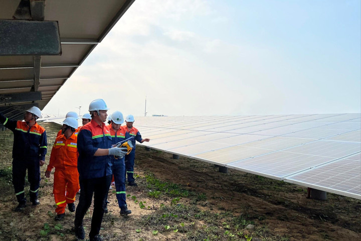Đấu nối lên hệ thống 10.000MW điện tái tạo khu vực Nam Trung Bộ và Tây Nguyên