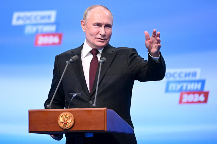 Tổng thống Putin cảnh báo xung đột Nga - NATO chỉ cách Thế chiến thứ ba một bước