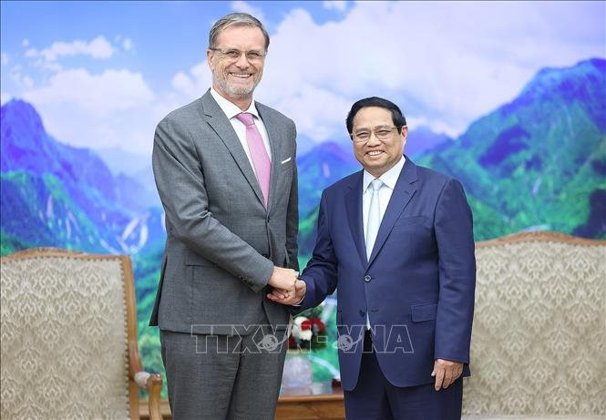 Thủ tướng Chính phủ Phạm Minh Chính tiếp Đại sứ Pháp Olivier Brochet bắt đầu nhiệm kỳ công tác tại Việt Nam