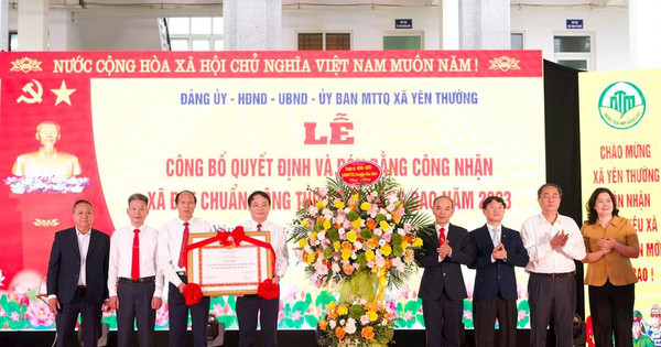 Gia Lâm: Xã Yên Thường đón Bằng công nhận đạt chuẩn xã nông thôn mới nâng cao