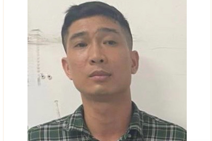 Bắt giữ đối tượng truy nã lẩn trốn tại tỉnh Khánh Hòa
