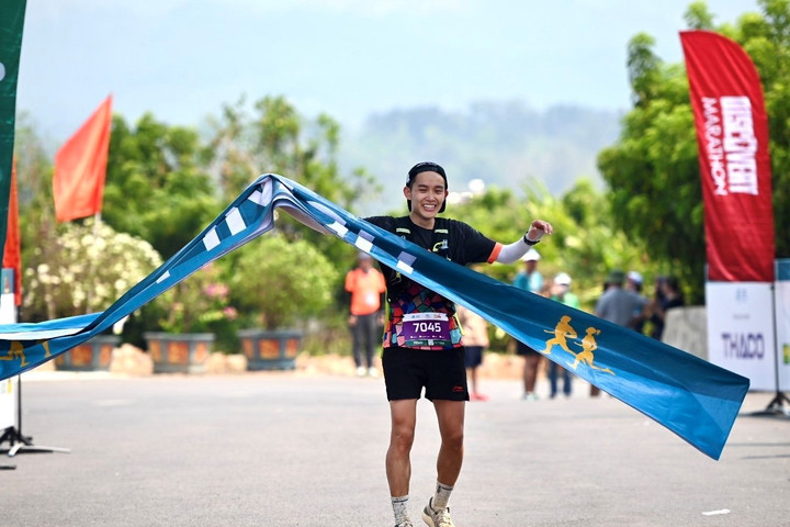 Sôi nổi Giải chạy THACO Marathon - Điện Biên Phủ năm 2024