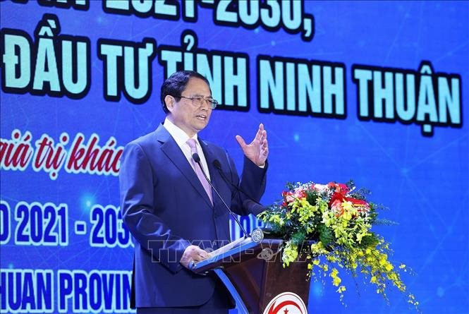 Thủ tướng: Từ một tỉnh “khó, khô, khổ”, Ninh Thuận đã vươn lên, tiến kịp, đi cùng