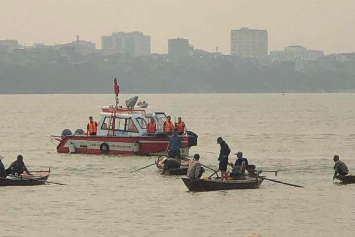 Cảnh báo khẩn cấp khu vực 2 học sinh đuối nước trên sông Hồng