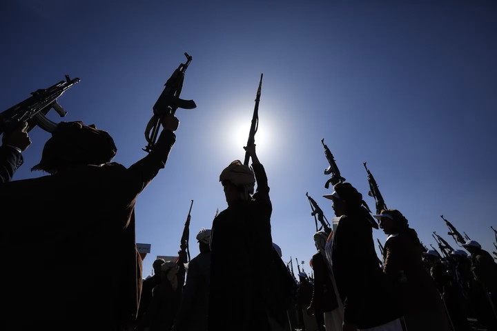 Houthi đe dọa tiếp tục leo thang quân sự tại Biển Đỏ