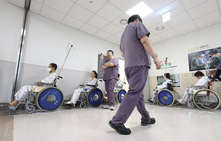 Hàn Quốc thúc đẩy kế hoạch cho phép người nước ngoài hành nghề y